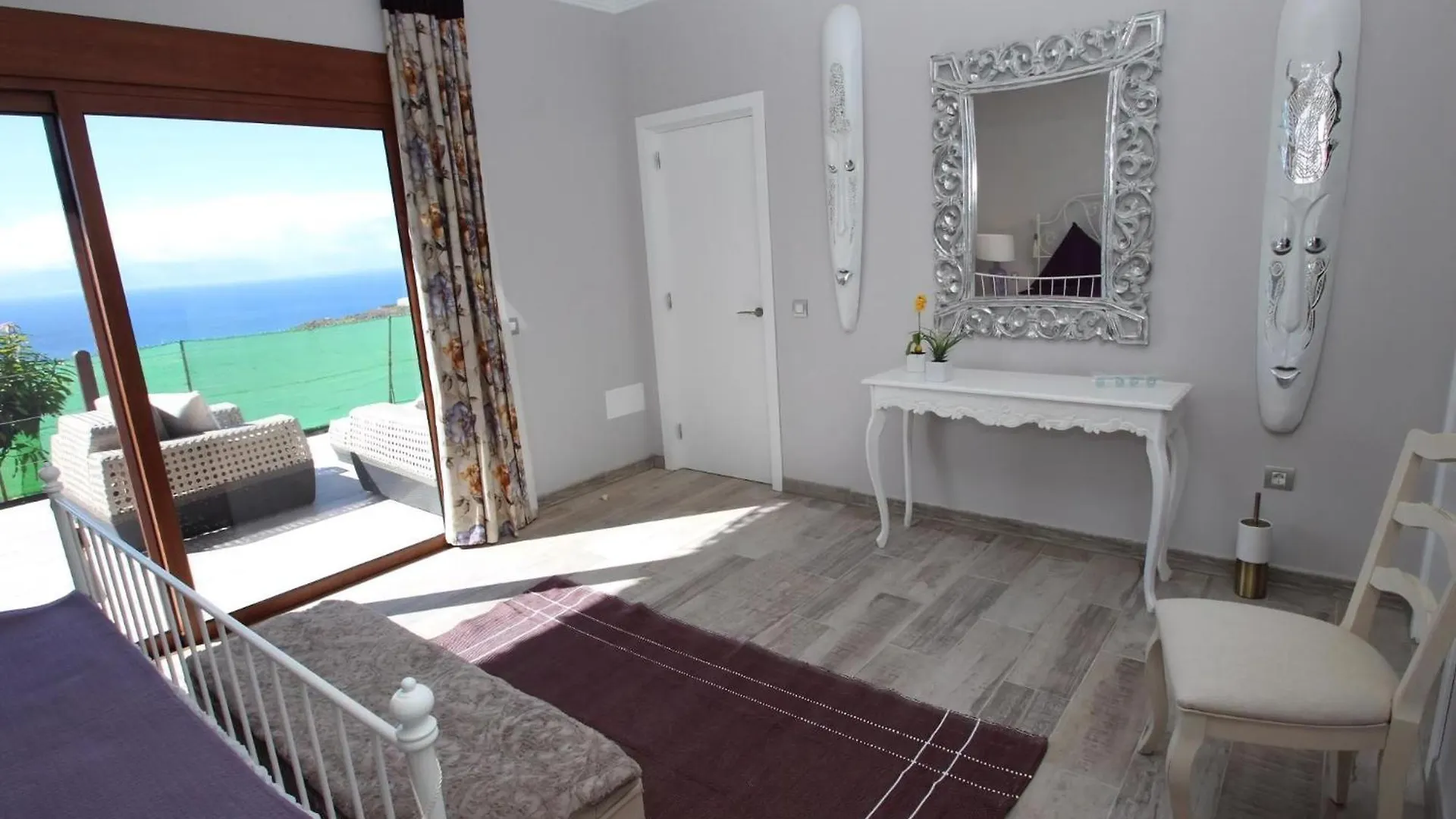 Holiday home Charmantes Ferienhaus In Guia De Isora Mit Garten